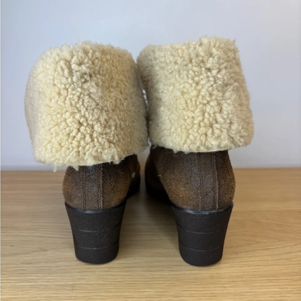 UGG Brown Suede Shearling‎ Fold Over Lace Up Wedge Ankle Boots Womens 8 1008146